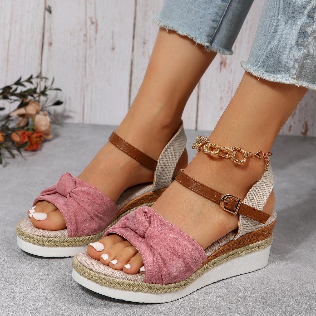 Thick-Soled Bow Sandals