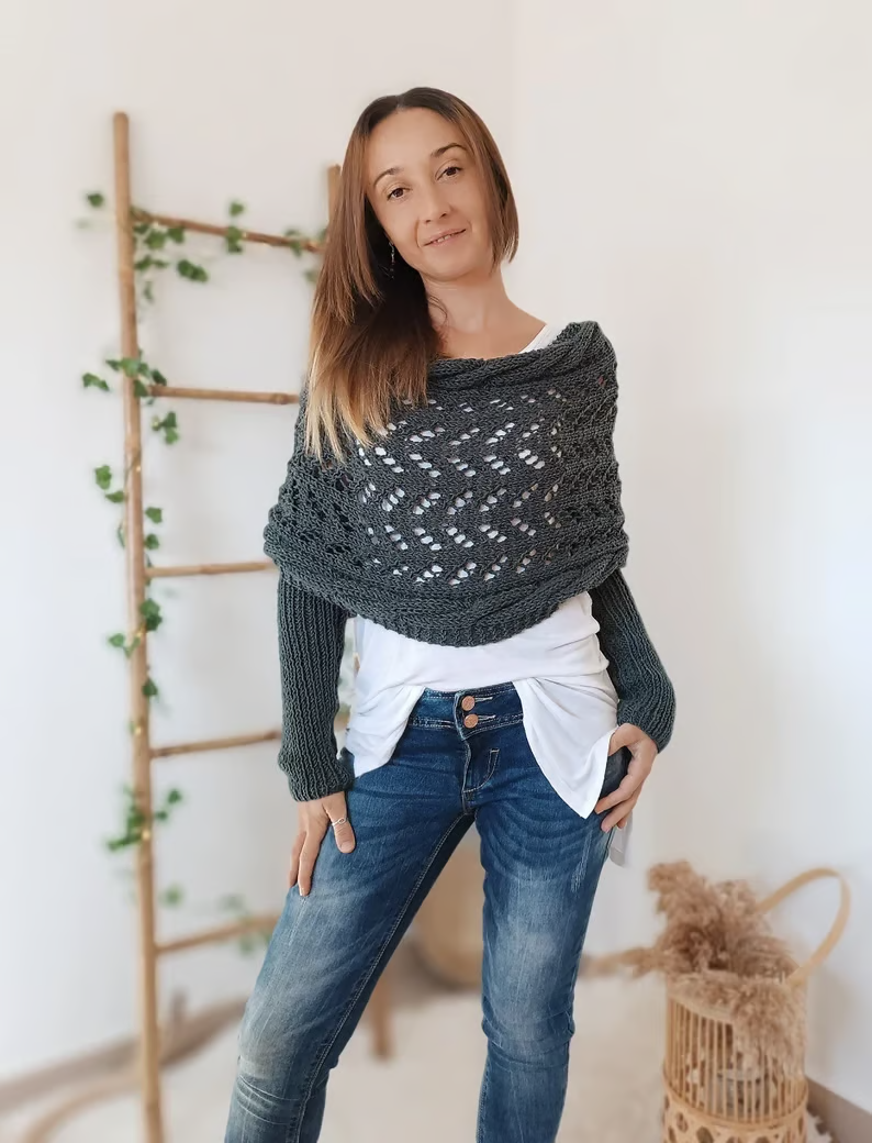 Boléro en maille torsadée Élégance