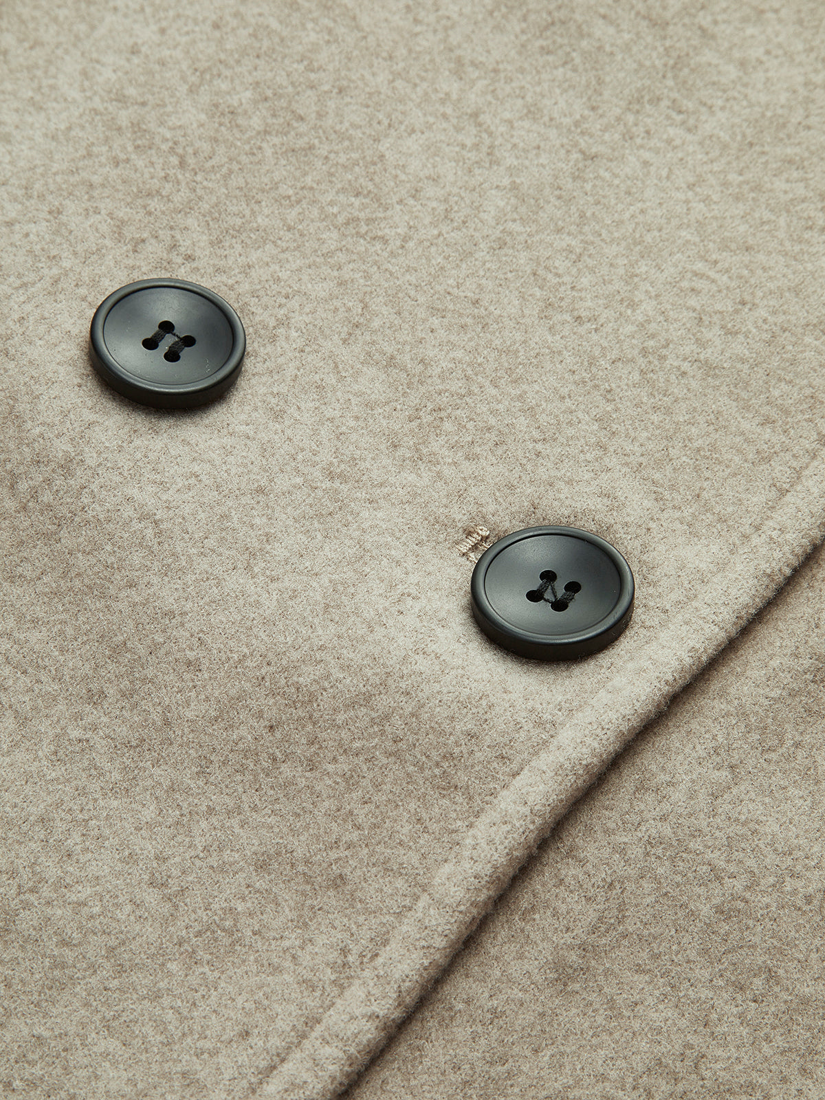 Manteau boutonné surdimensionné