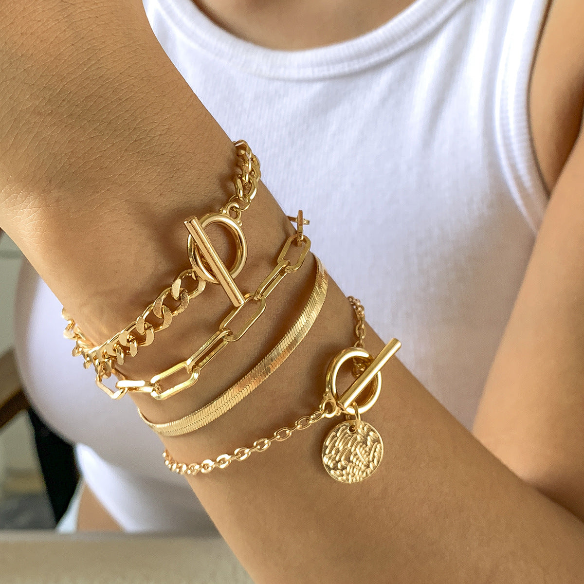 Wind Hollow Chain Bracelet